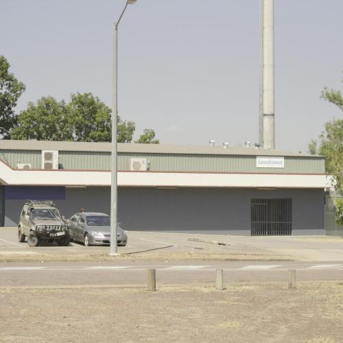 Woodroffe shops